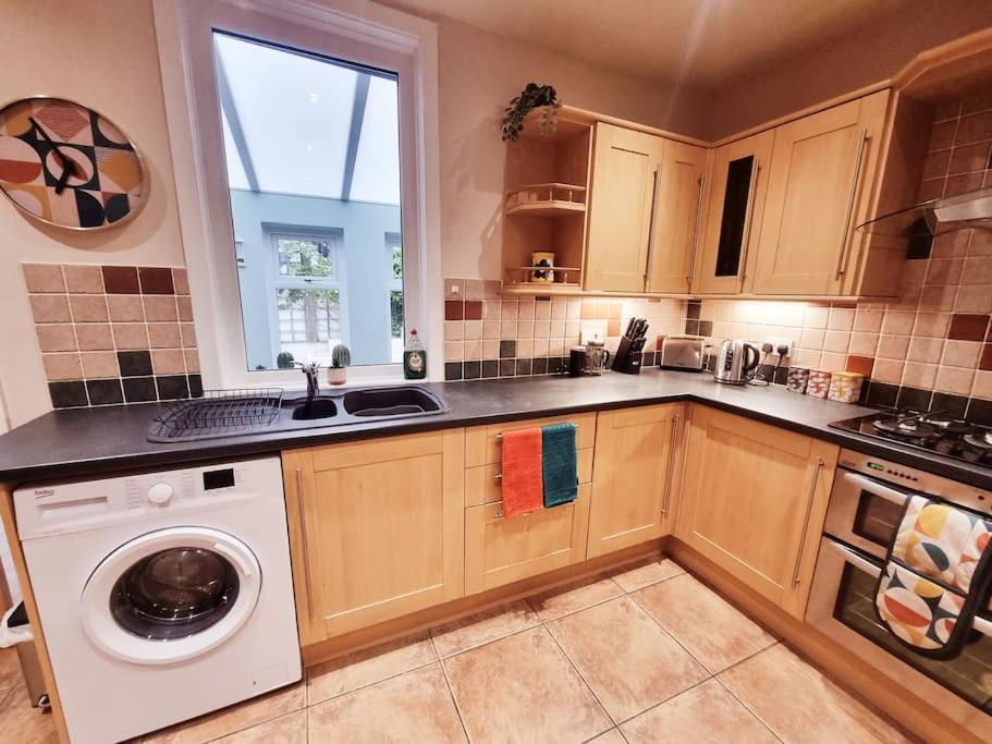 Central Lancaster City Centre Terraced Gem Екстериор снимка